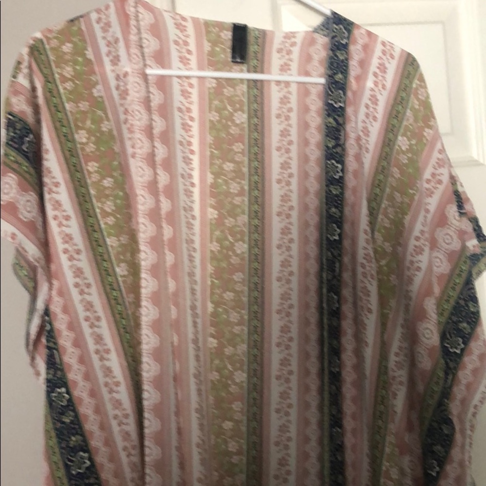 Long cape - Picture 1 of 4